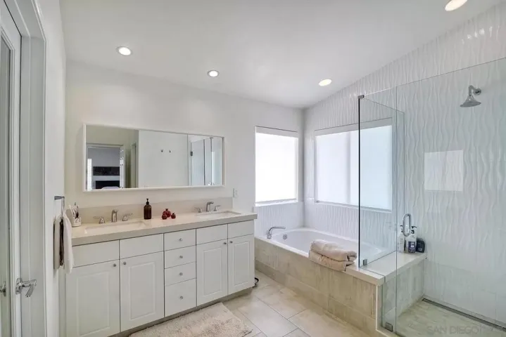 5778 Concord Woods, San Diego, California 92130