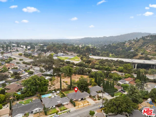 974 La Canada Verdugo Road, Pasadena, California 91103
