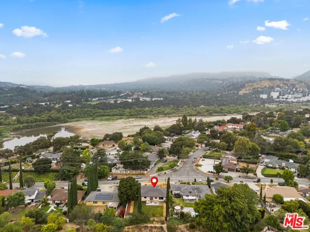 974 La Canada Verdugo Road, Pasadena, California 91103