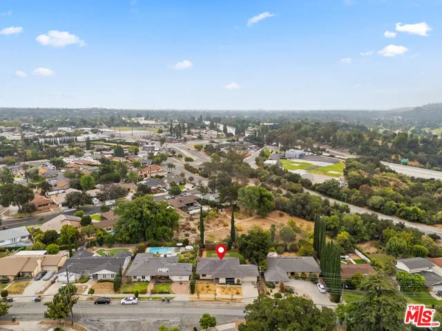 974 La Canada Verdugo Road, Pasadena, California 91103