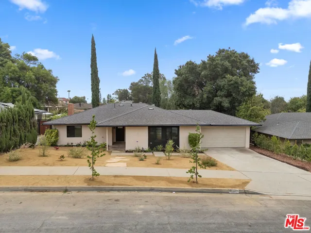 974 La Canada Verdugo Road, Pasadena, California 91103