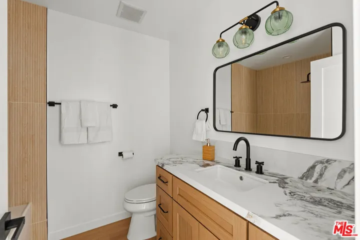 974 La Canada Verdugo Road, Pasadena, California 91103