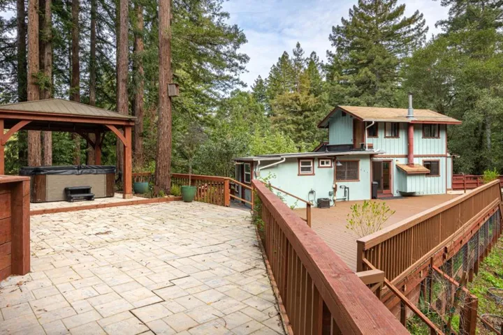 9913 Alba Road, Ben Lomond, California 95005