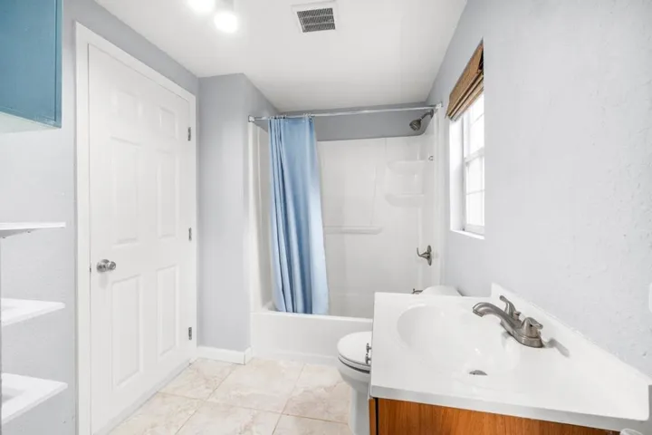 9913 Alba Road, Ben Lomond, California 95005