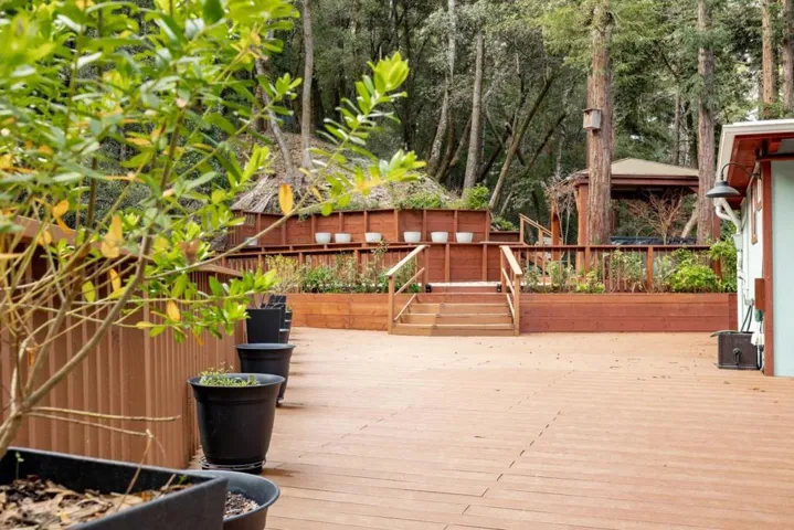9913 Alba Road, Ben Lomond, California 95005
