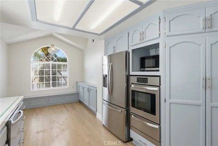 Kitchen and breakfast nook
