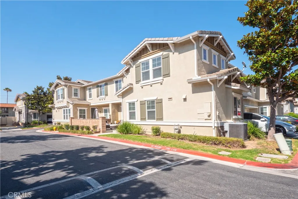 22355 Blue Lupine Circle, Grand Terrace, California 92312 — photo 5