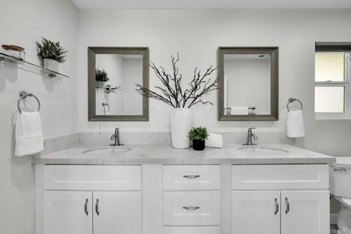 2344 Big Pine Road, Escondido, California 92027
