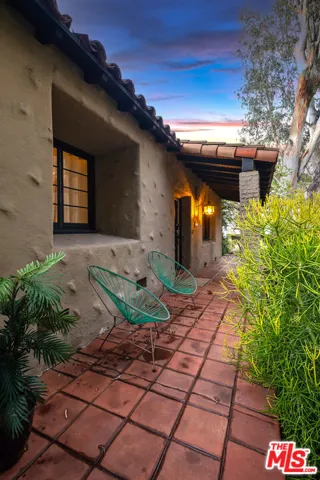 12031 Valleyheart Drive, Studio City, California 91604