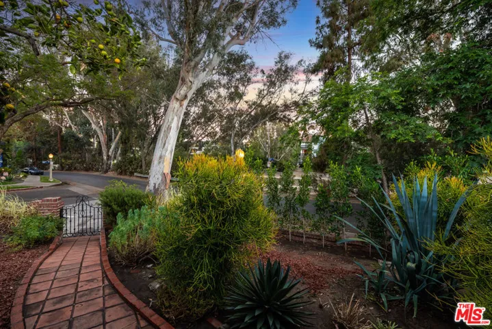 12031 Valleyheart Drive, Studio City, California 91604