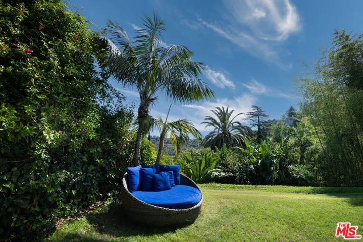 1466 N Bel Air Road, Los Angeles, California 90077