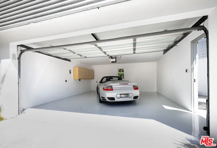 1466 N Bel Air Road, Los Angeles, California 90077