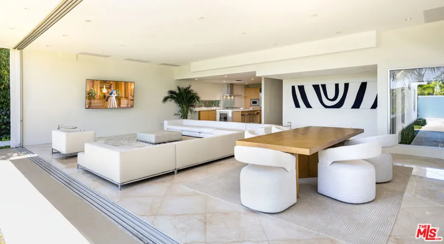1466 N Bel Air Road, Los Angeles, California 90077