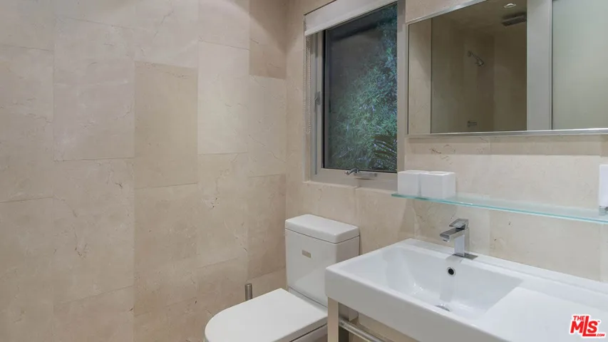 1466 N Bel Air Road, Los Angeles, California 90077