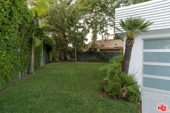 1466 N Bel Air Road, Los Angeles, California 90077