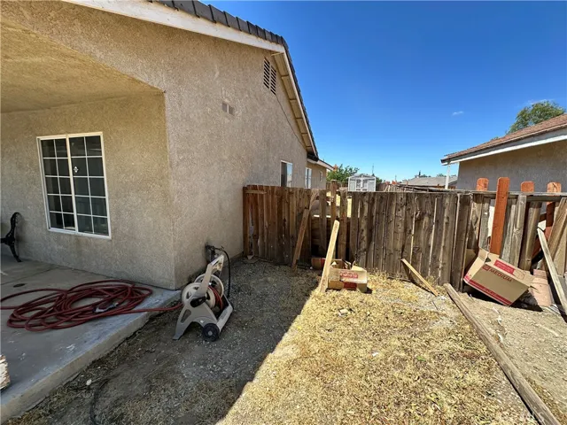11796 Begonia, Adelanto, California 92301