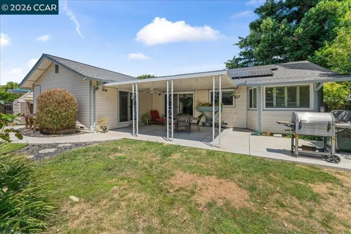 472 Cordoba Ln, Vacaville, California 95688