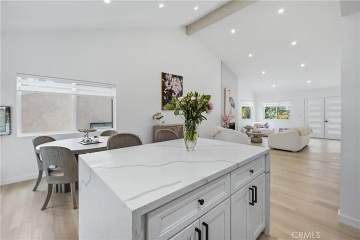 9620 Alene, Tujunga, California 91042