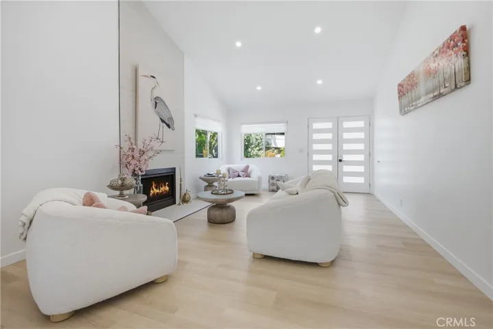 9620 Alene, Tujunga, California 91042