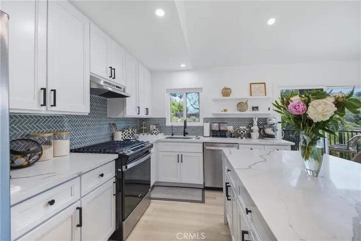 9620 Alene, Tujunga, California 91042
