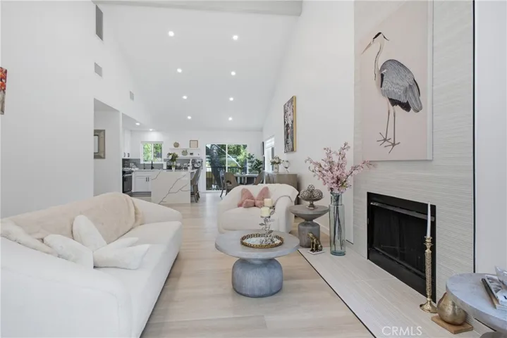9620 Alene, Tujunga, California 91042