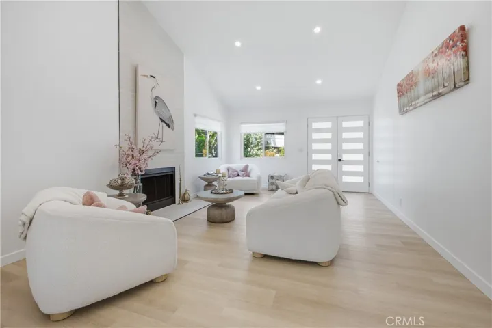 9620 Alene, Tujunga, California 91042