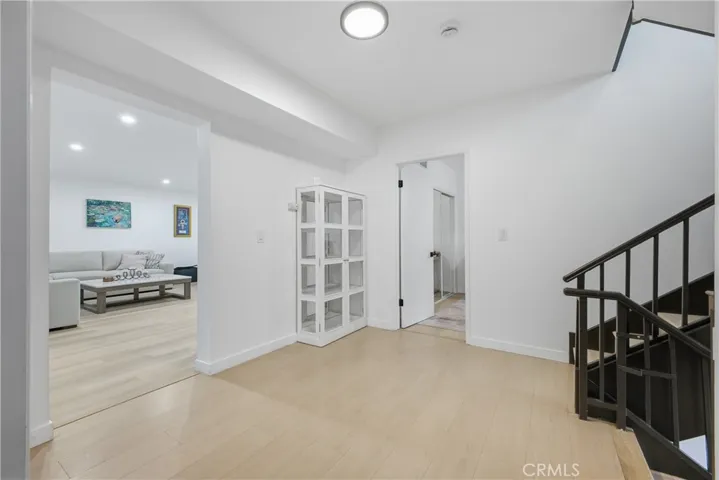 9620 Alene, Tujunga, California 91042
