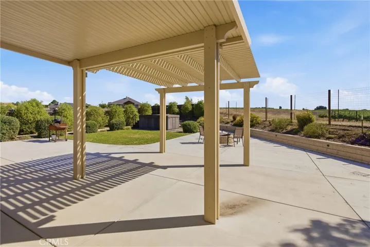 8020 Baron, Paso Robles, California 93446