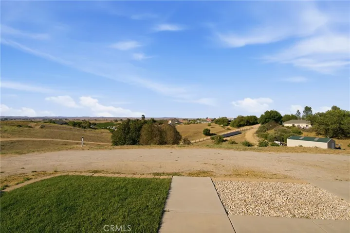 8020 Baron, Paso Robles, California 93446