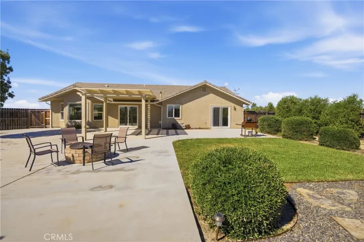 8020 Baron, Paso Robles, California 93446