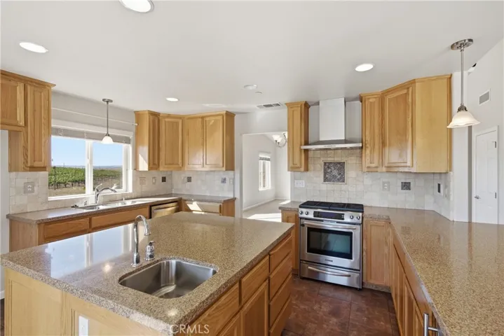 8020 Baron, Paso Robles, California 93446