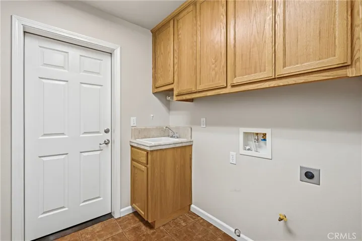 8020 Baron, Paso Robles, California 93446