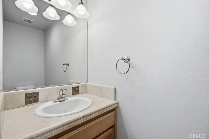 8020 Baron, Paso Robles, California 93446