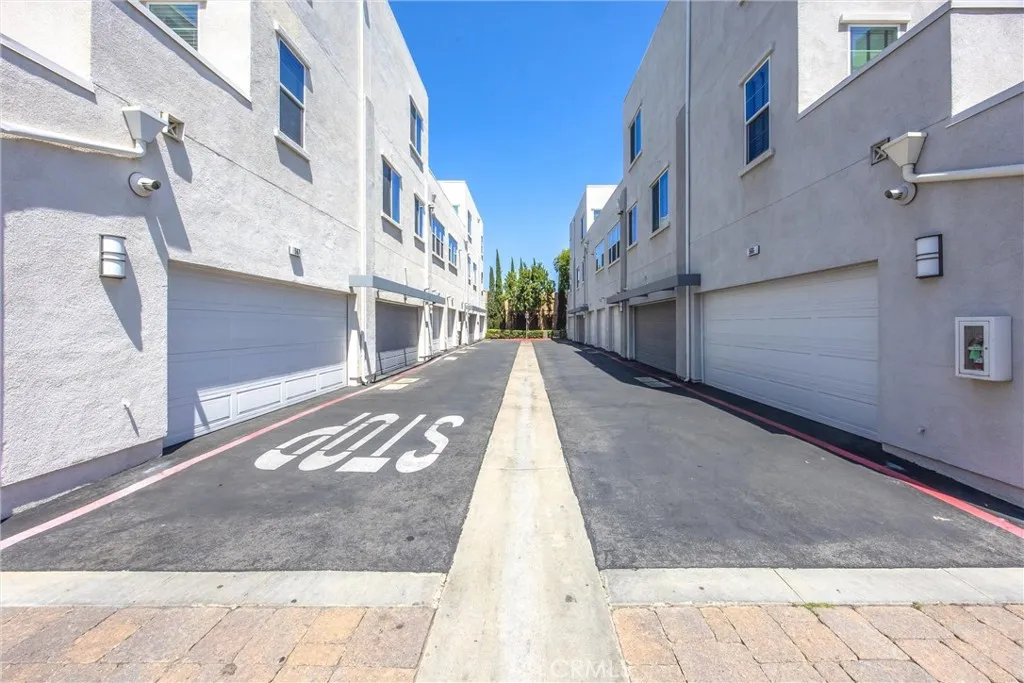 595 Orlando Court, Upland, California 91786 — photo 5