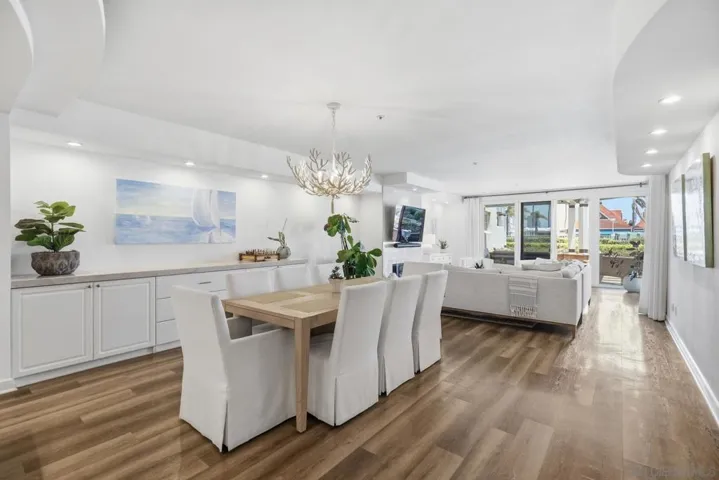 1101 1st St 114, Coronado, California 92118