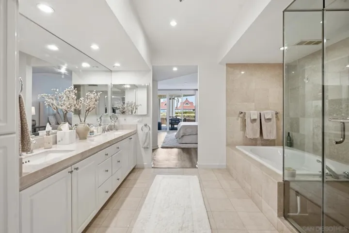 1101 1st St 114, Coronado, California 92118