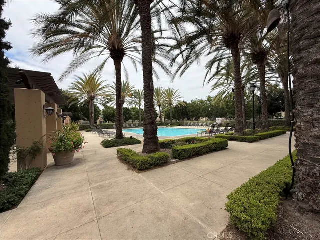 56 Trailing Vine, Irvine, California 92602