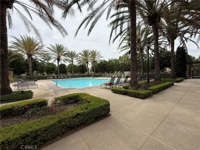 56 Trailing Vine, Irvine, California 92602
