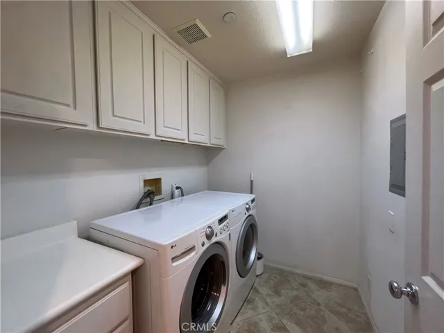 Upstair laundry room