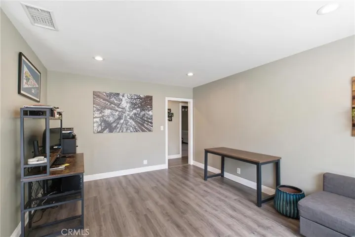 3403 Roxanne, Long Beach, California 90808