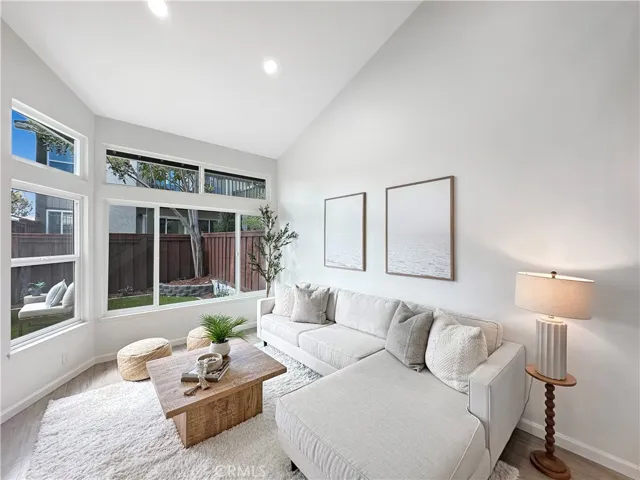 3334 Calle La Veta, San Clemente, California 92672