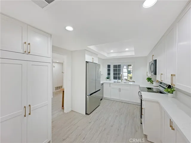 3334 Calle La Veta, San Clemente, California 92672