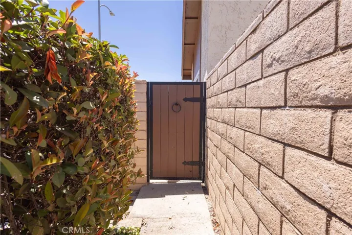 1272 Vista Serena, Banning, California 92220
