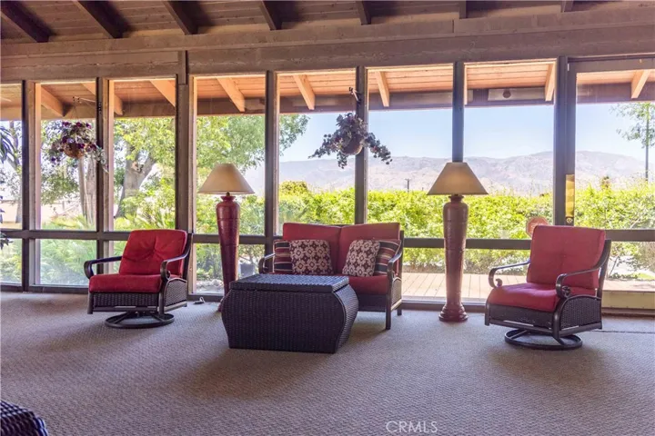 1272 Vista Serena, Banning, California 92220