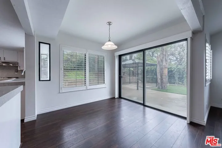 27821 Via Amistosa, Agoura Hills, California 91301