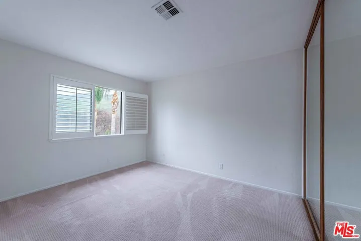 27821 Via Amistosa, Agoura Hills, California 91301