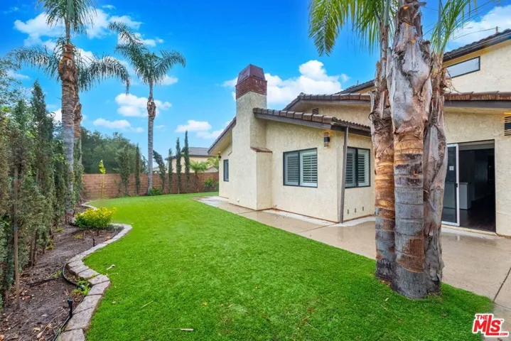 27821 Via Amistosa, Agoura Hills, California 91301