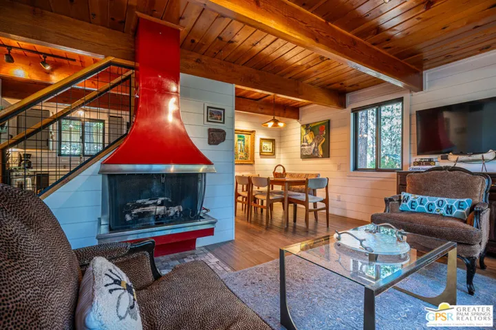 634 W Rainbow Boulevard, Big Bear City, California 92314