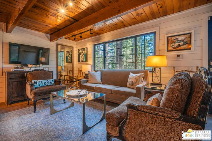 634 W Rainbow Boulevard, Big Bear City, California 92314