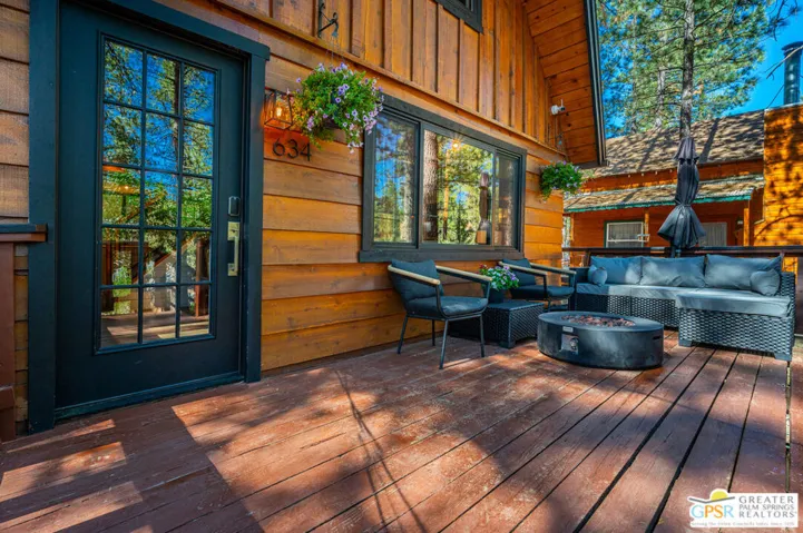 634 W Rainbow Boulevard, Big Bear City, California 92314